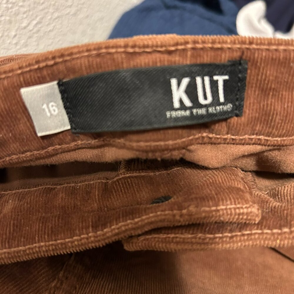 NWT Kut from the Kloth Diana Corduroy Pants - Picture 4 of 8